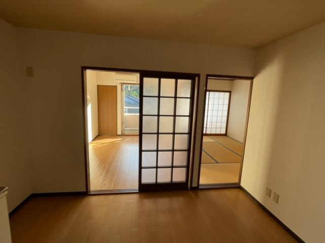 第2ハイツグロリヤの居間・リビング