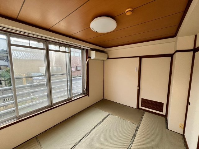 エバーグレイスの和室