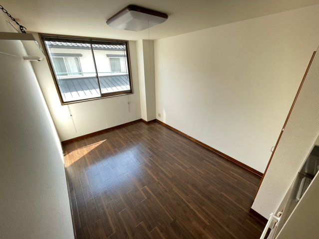 メゾンVの居間・リビング