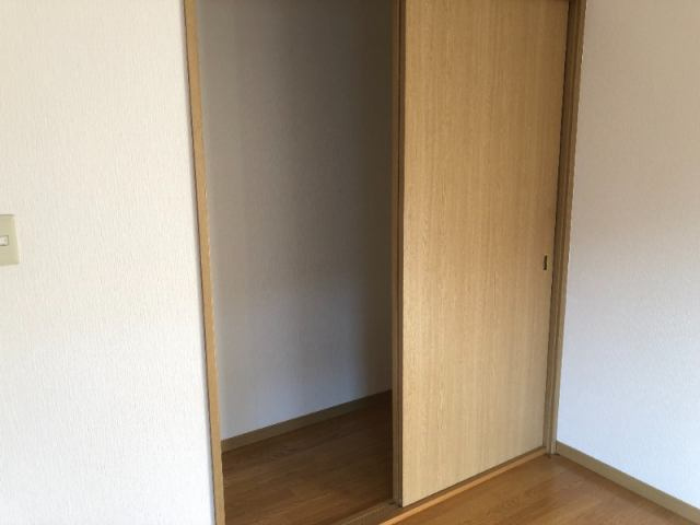 コーポラスTANAKAの収納