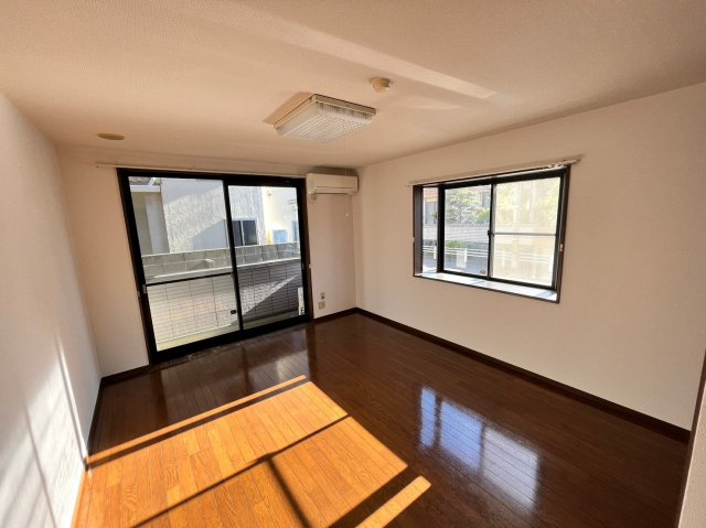 パルメディア　Sの居間・リビング