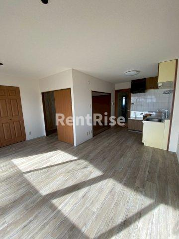 SAKAEの居間・リビング