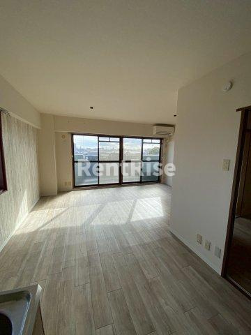 SAKAEの居間・リビング