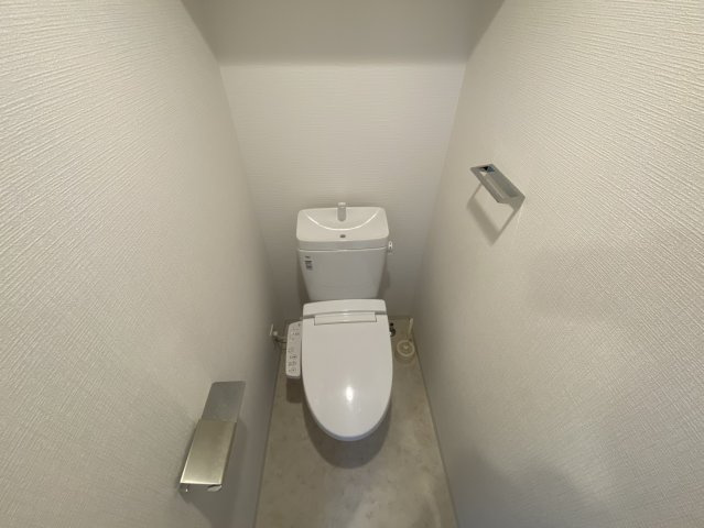 【トイレ】エスリードザ・カレント大阪