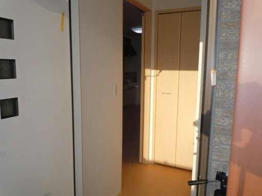 サンリットガーデンＮの玄関|きれいな玄関です