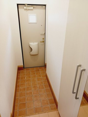 【玄関】 | ラフレシール