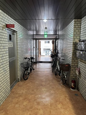 【ロビー】 | シルバービル