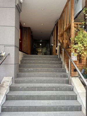 【エントランス】 | シルバービル