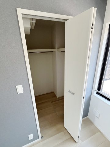 グランドール　コルソ　B棟の収納