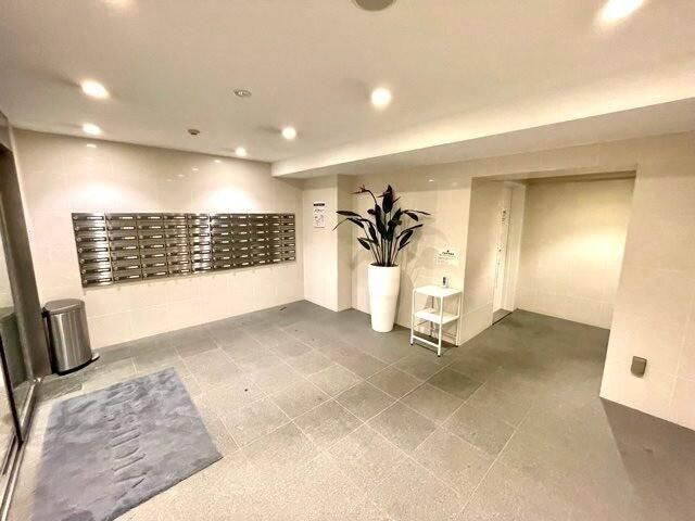 レジディア用賀のロビー