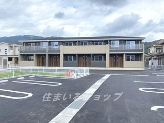 広島市安佐北区亀山３丁目のアパートの駐車場