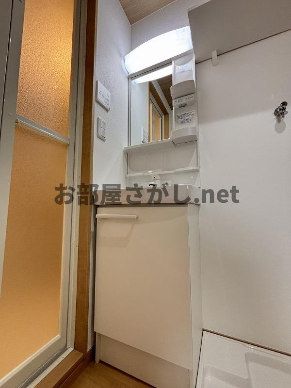 IROHA浅草の独立洗面台|物件の内装です