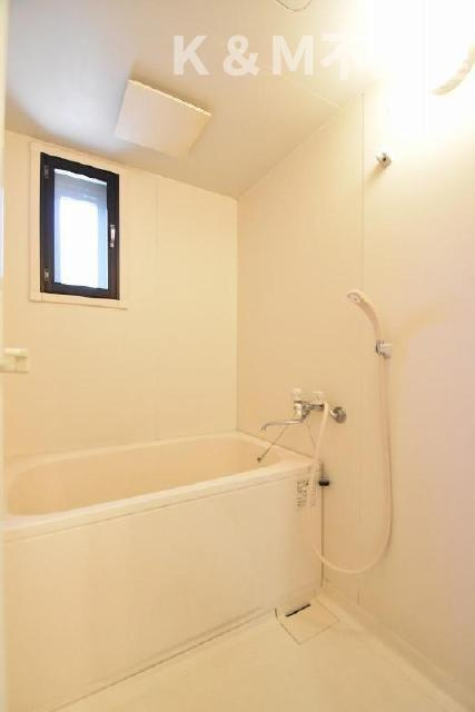 第１８パールメゾン吉田の浴室|お風呂です