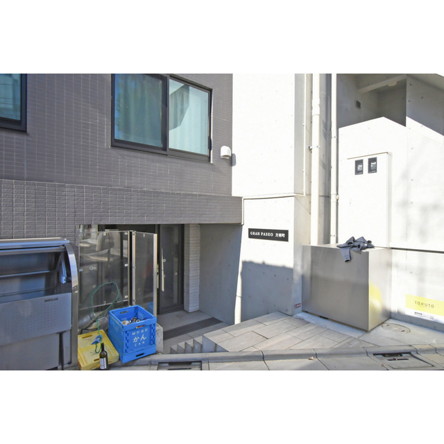 GRAN PASEO方南町のエントランス|清潔なエントランスです