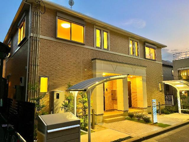 ＩＶＹＣＯＵＲＴ　-アイビーコート-の外観|外観写真（夜）