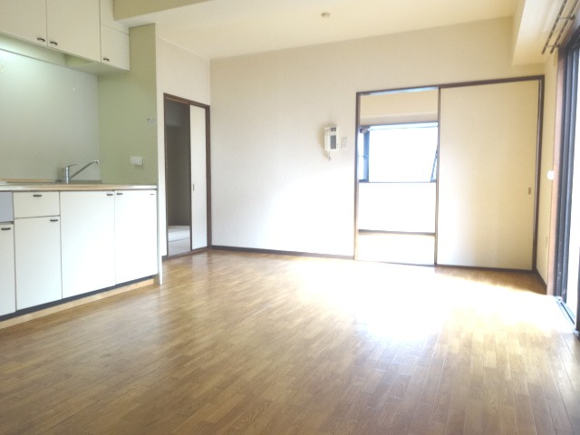 【居間・リビング】 | サンロイヤル唐櫃 | サンロイヤル唐櫃(Good Home)