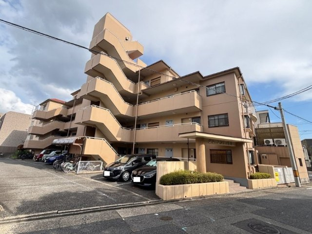 グリーンシティ弥生の外観|おしゃれな外観です