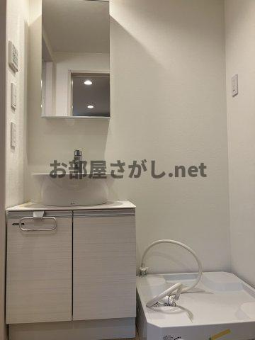 ワイズ戸越 #品川区 #戸越銀座 #駅近 #新築 #1LDKの洗面所|脱衣スペースもあります