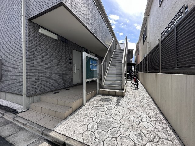 T-Forest Bのエントランス