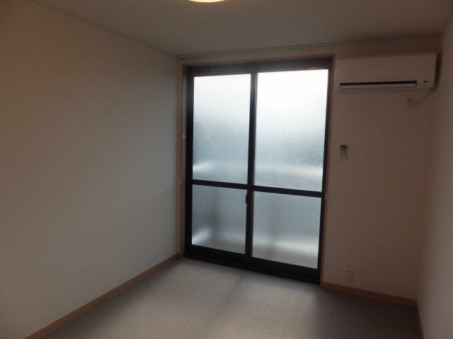 レオパレスハイム三ツ沢の居間・リビング|部屋ごとにタイプが異なります。