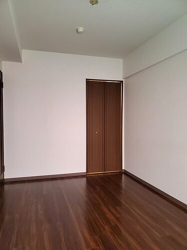 菊名レジデンシアプラザの居間・リビング|洋室約6.8畳　※2024年6月撮影