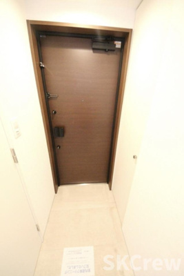 【玄関】 | LEGALAND高円寺南 | 別号室の写真です