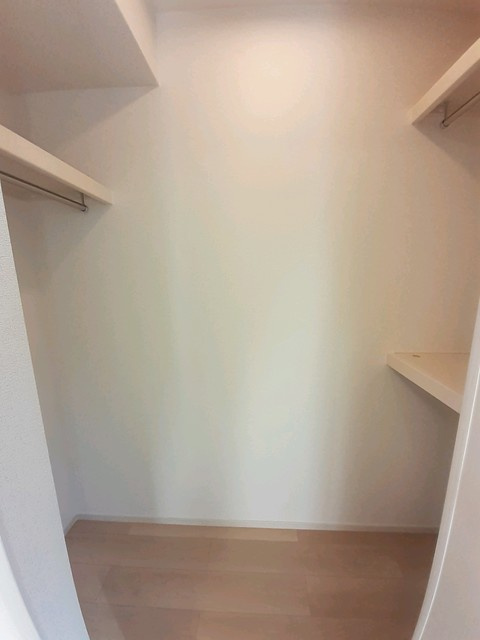 広島市安佐北区上深川町のアパートの収納