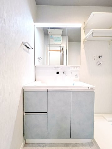 茅ヶ崎市東海岸北五丁目戸建②の独立洗面台