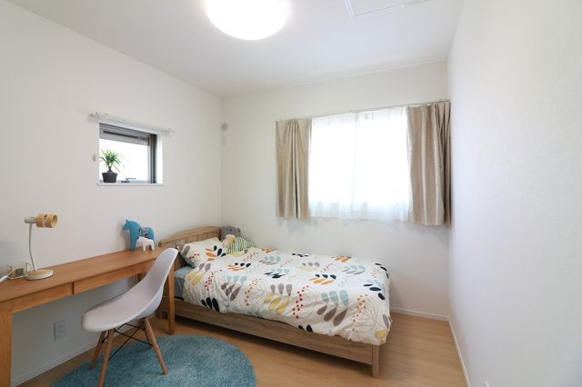 丸亀市今津町・新築戸建・太陽光システム搭載の洋室|＊写真は同じメーカーの施工事例です。実物とは異なります。写真は、随時更新させていただきます。