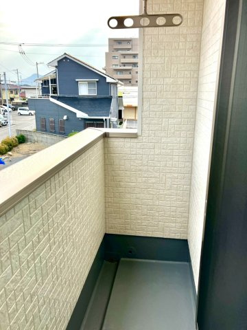 丸亀市今津町・新築戸建・太陽光システム搭載のバルコニー