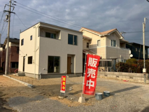 丸亀市今津町・新築戸建・太陽光システム搭載の外観