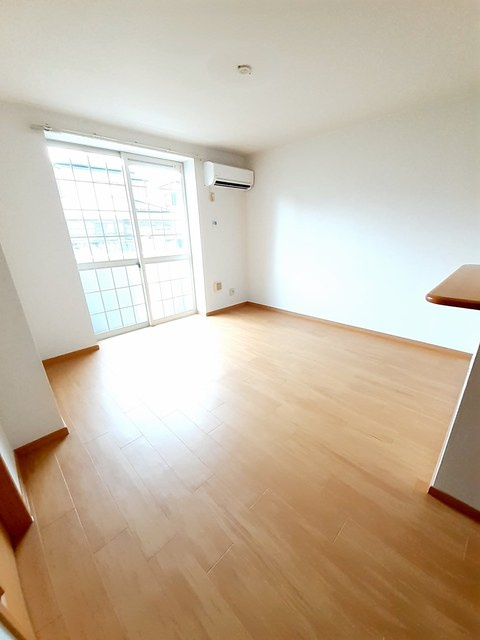 グラン・シェル　Ⅱの居間・リビング|居室・リビング