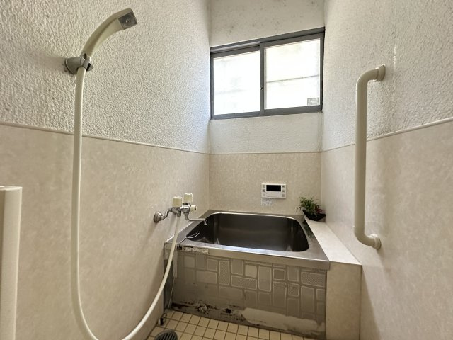 明石市東藤江2丁目戸建の浴室