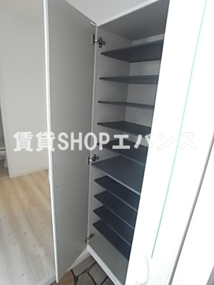  | ファビュラス・ヴェルム