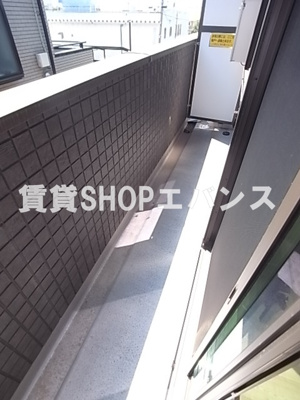【バルコニー】 | ファビュラス・ヴェルム | お洗濯にも便利なバルコニー付き