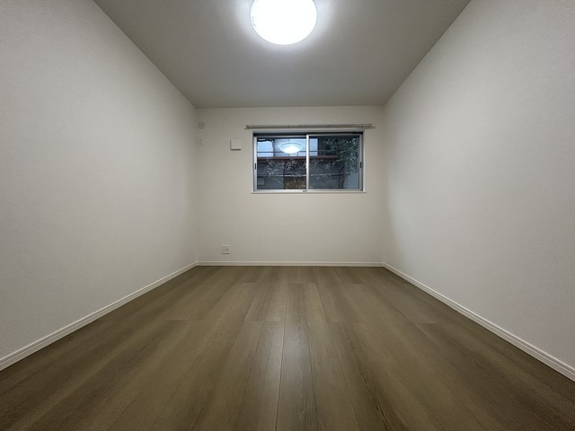 パークフロント府中美好町の居間・リビング