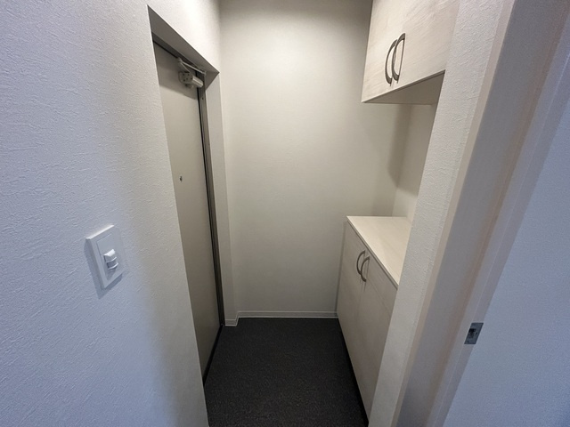 パークフロント府中美好町の玄関