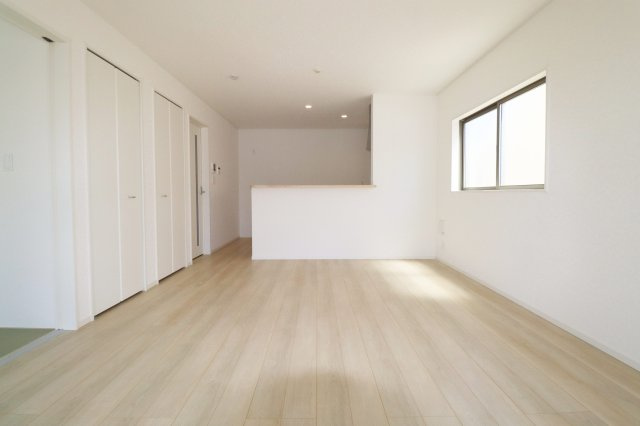 岩瀬郡鏡石町旭町　　　１号棟　　鏡石第２小学校、鏡石中学区の居間・リビング|※同社施工例