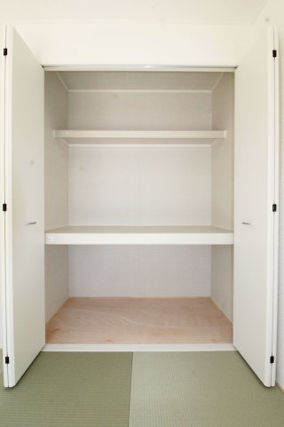 岩瀬郡鏡石町旭町　　　１号棟　　鏡石第２小学校、鏡石中学区の収納|※同社施工例