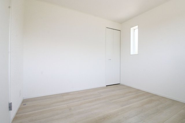 岩瀬郡鏡石町旭町　　　１号棟　　鏡石第２小学校、鏡石中学区の洋室|※同社施工例