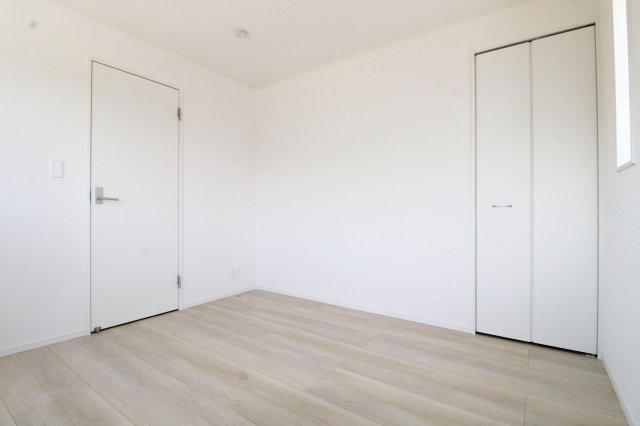 岩瀬郡鏡石町旭町　　　１号棟　　鏡石第２小学校、鏡石中学区の洋室|※同社施工例