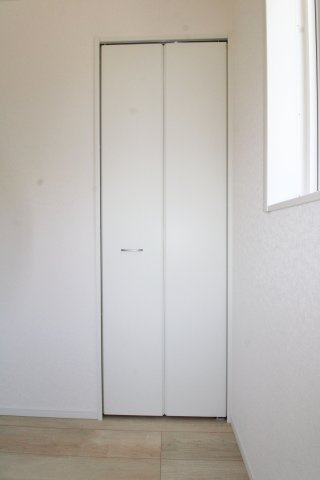 岩瀬郡鏡石町旭町　　　１号棟　　鏡石第２小学校、鏡石中学区の収納|※同社施工例