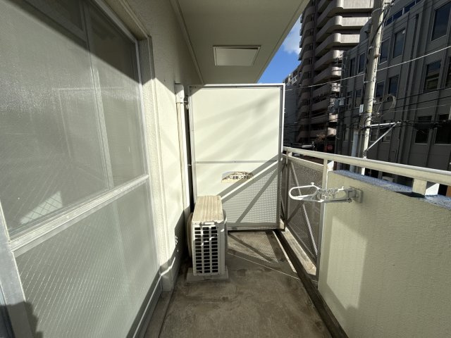 メゾンデール本町のバルコニー