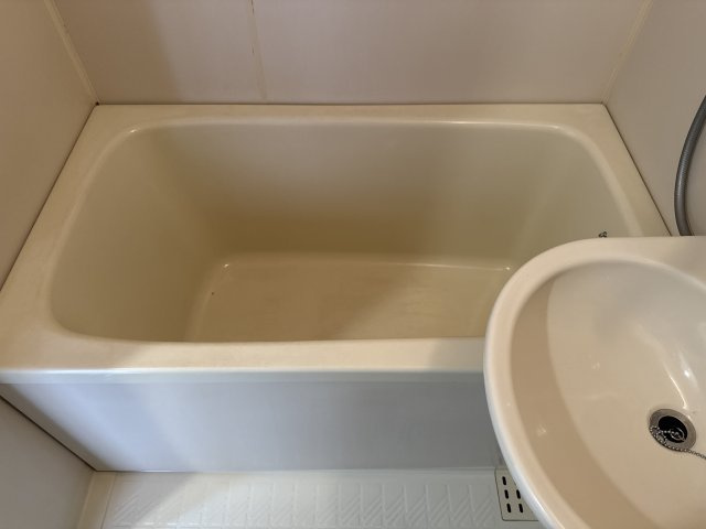 メゾンデール本町の浴室