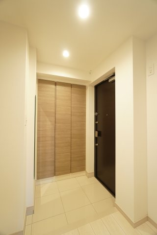 ザ・レジデンス・オブ・トーキョーＨ２０ウエストタワーの玄関