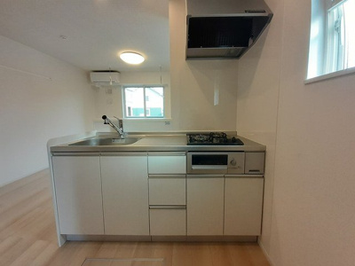 【キッチン】 | ベルドミ－ル伍番館 | コンパクトなキッチンで掃除もラクラク