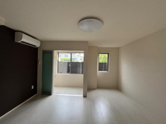 【居間・リビング】 | （仮）スターテラスⅡ下岡本町新築アパート | リビング（イメージ）