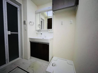 【洗面所】 | （仮）スターテラスⅡ下岡本町新築アパート | 洗髪洗面化粧台（イメージ）