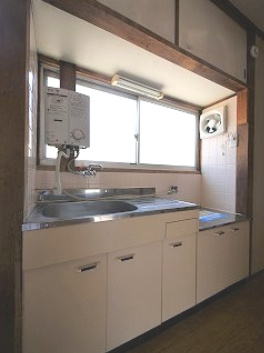 佐藤借家のキッチン