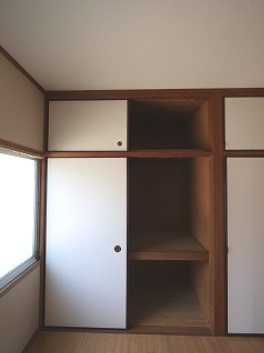 佐藤借家の収納